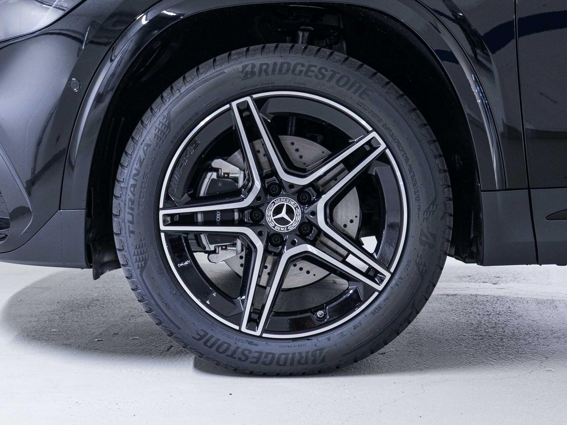 MERCEDES-BENZ GLA 250 e-image-12