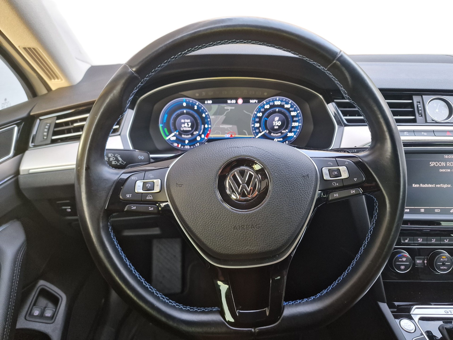 VW Passat Variant 1.4 TSI GTE Hybrid DSG 12Mt Gara 8x Bereif-image-12