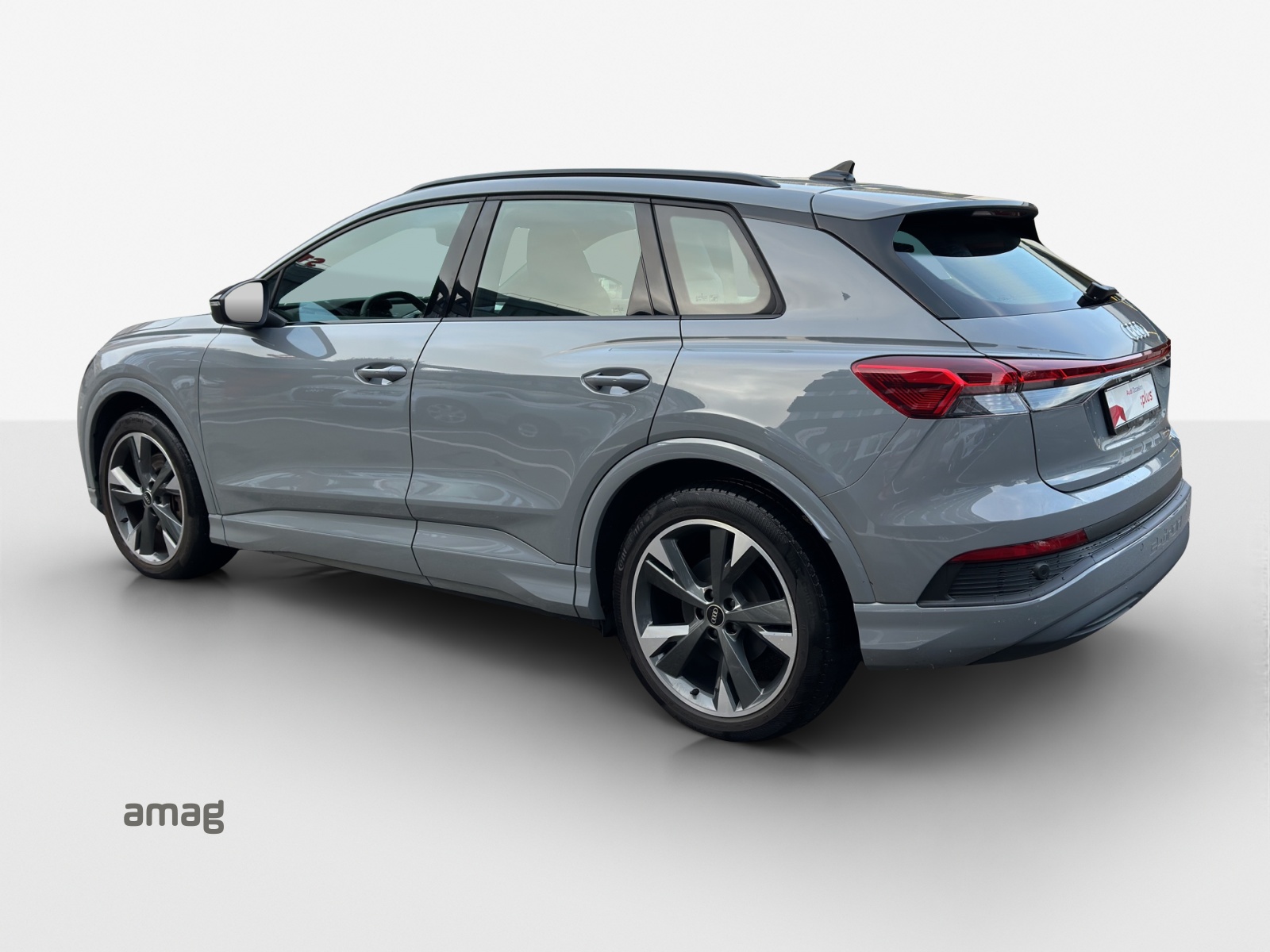 AUDI Q4 e-tron 50 quattro-image-2