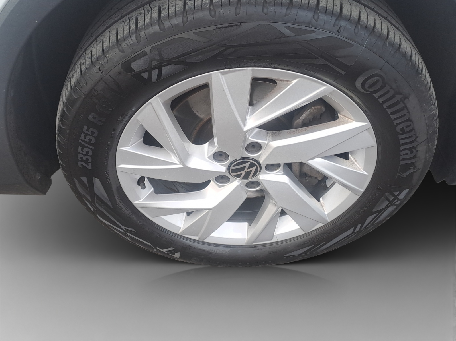 VW Tiguan 2.0 TDI SCR Elegance 4Motion DSG-image-14