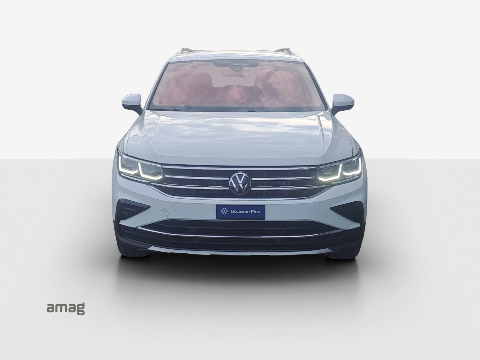 VW Tiguan 2.0 TDI SCR Elegance 4Motion DSG-image-6
