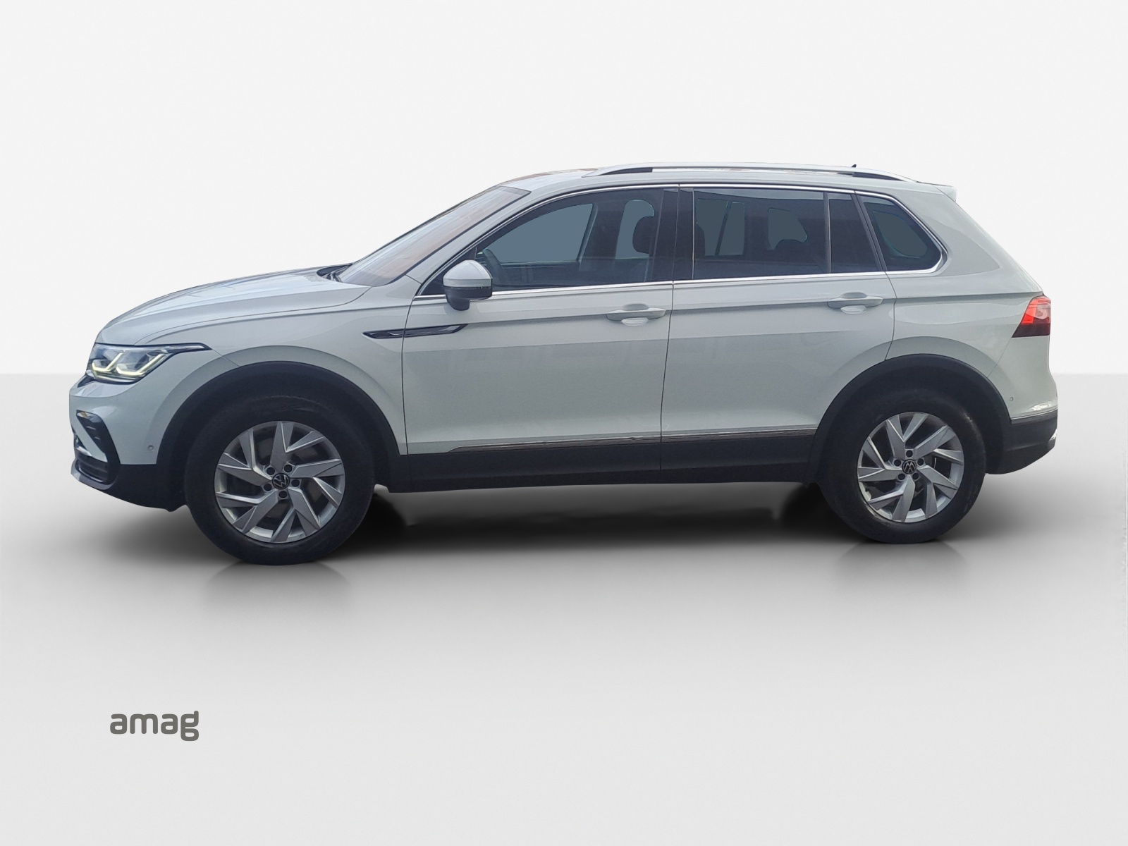 VW Tiguan 2.0 TDI SCR Elegance 4Motion DSG-image-1