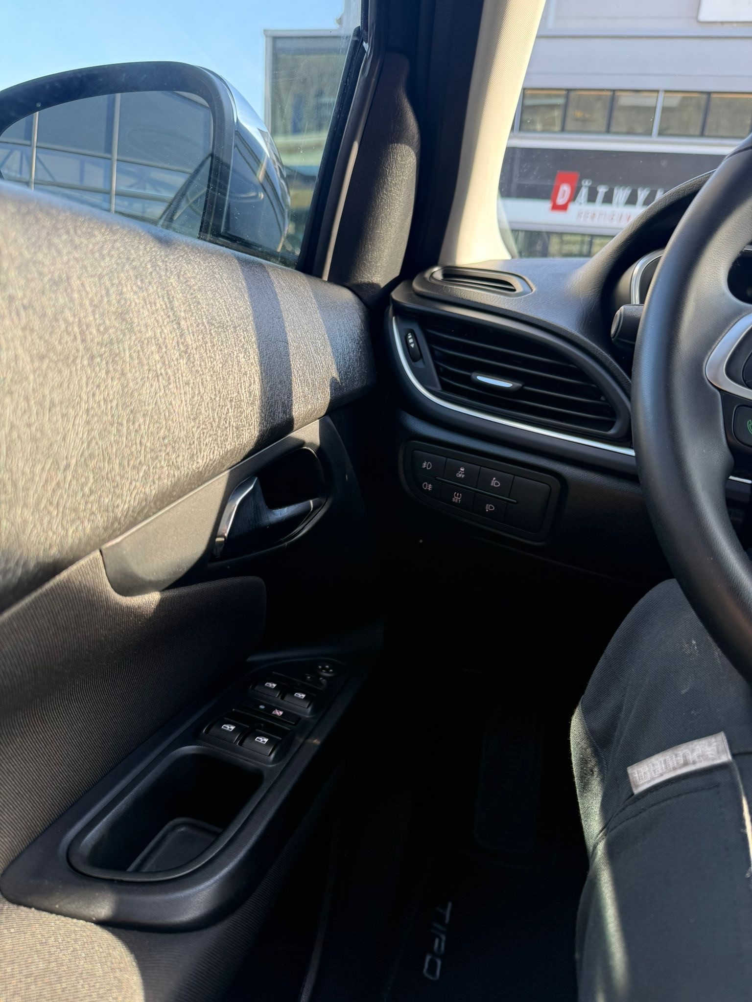 FIAT Tipo 1.6MJ Mirror-image-18