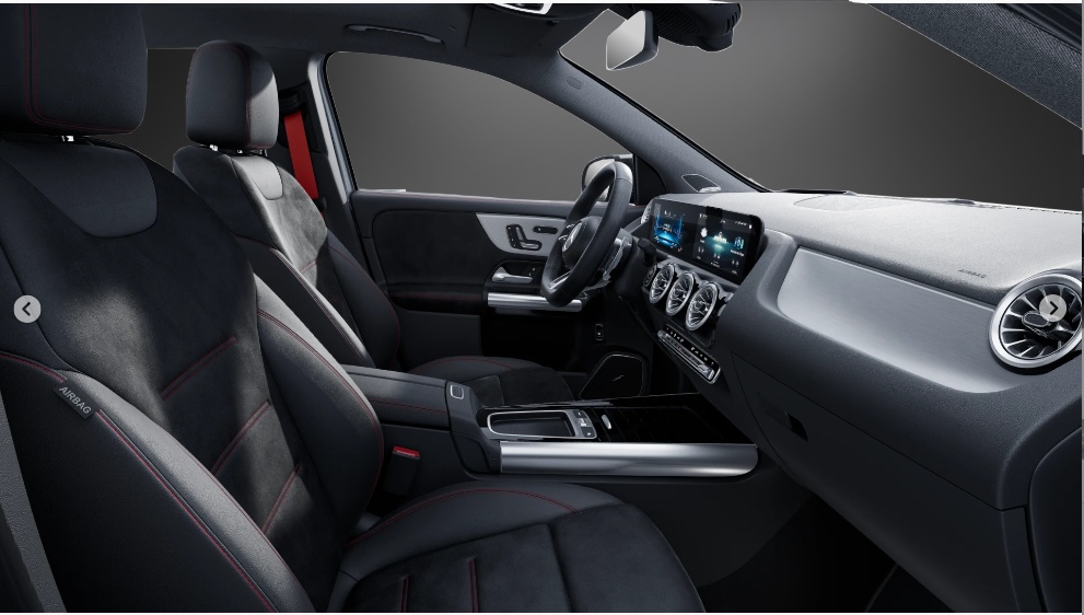 MERCEDES-BENZ GLA AMG 35 4Matic 8G-DCT-image-9