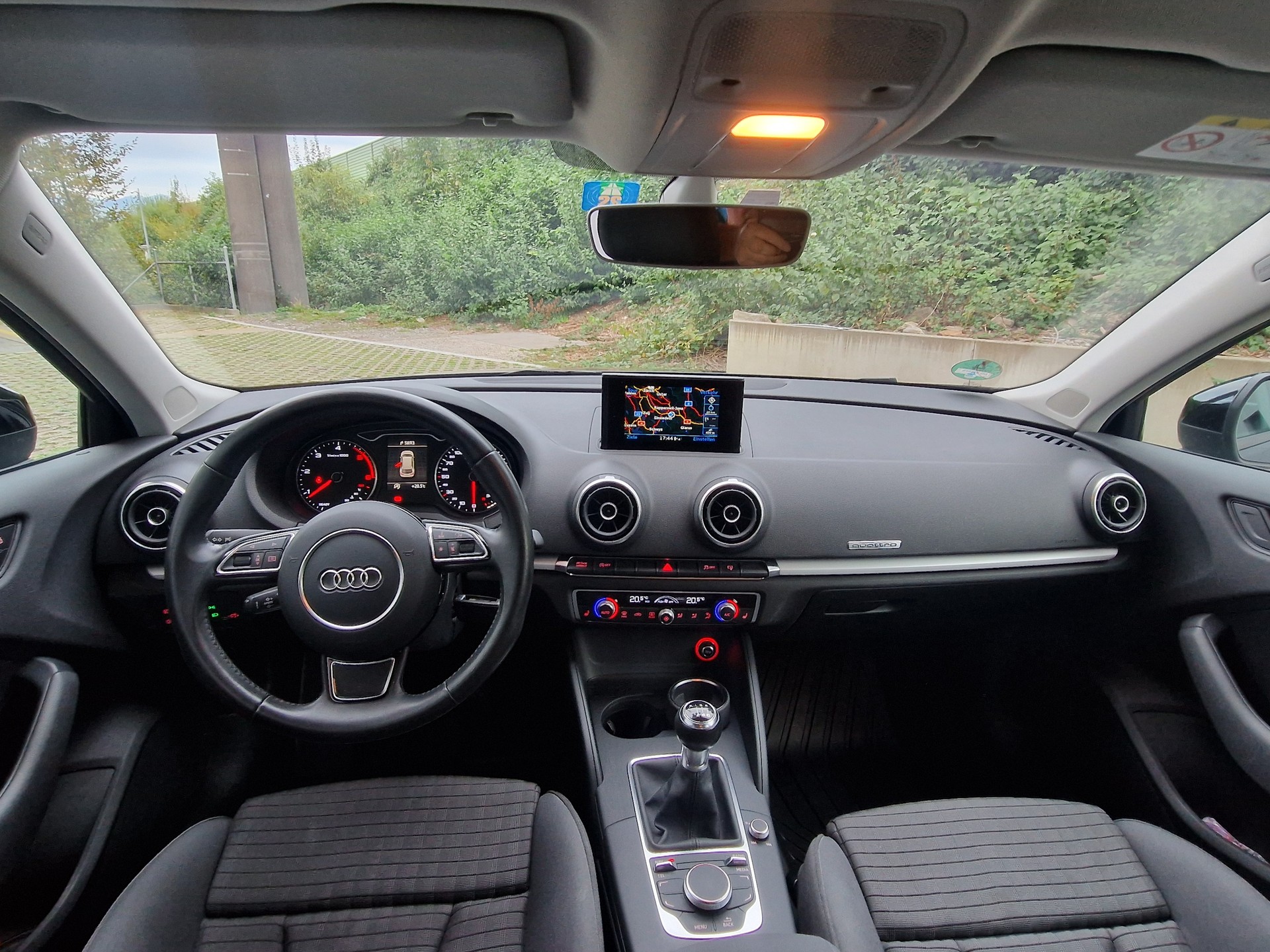 AUDI A3 Sportback 2.0 TDI Ambiente *quattro* 150 PS nur 63.000km, Navigation, frisch ab MFK, TOP Zustand, 8-fach Bereift-image-11