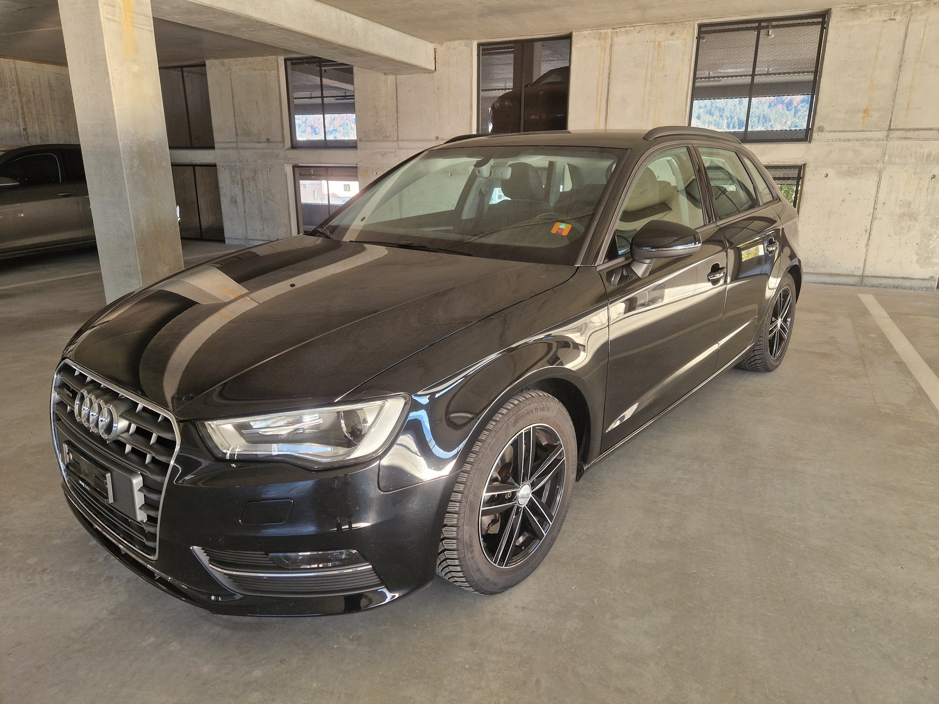 AUDI A3 Sportback 2.0 TDI Ambiente quattro-image-0