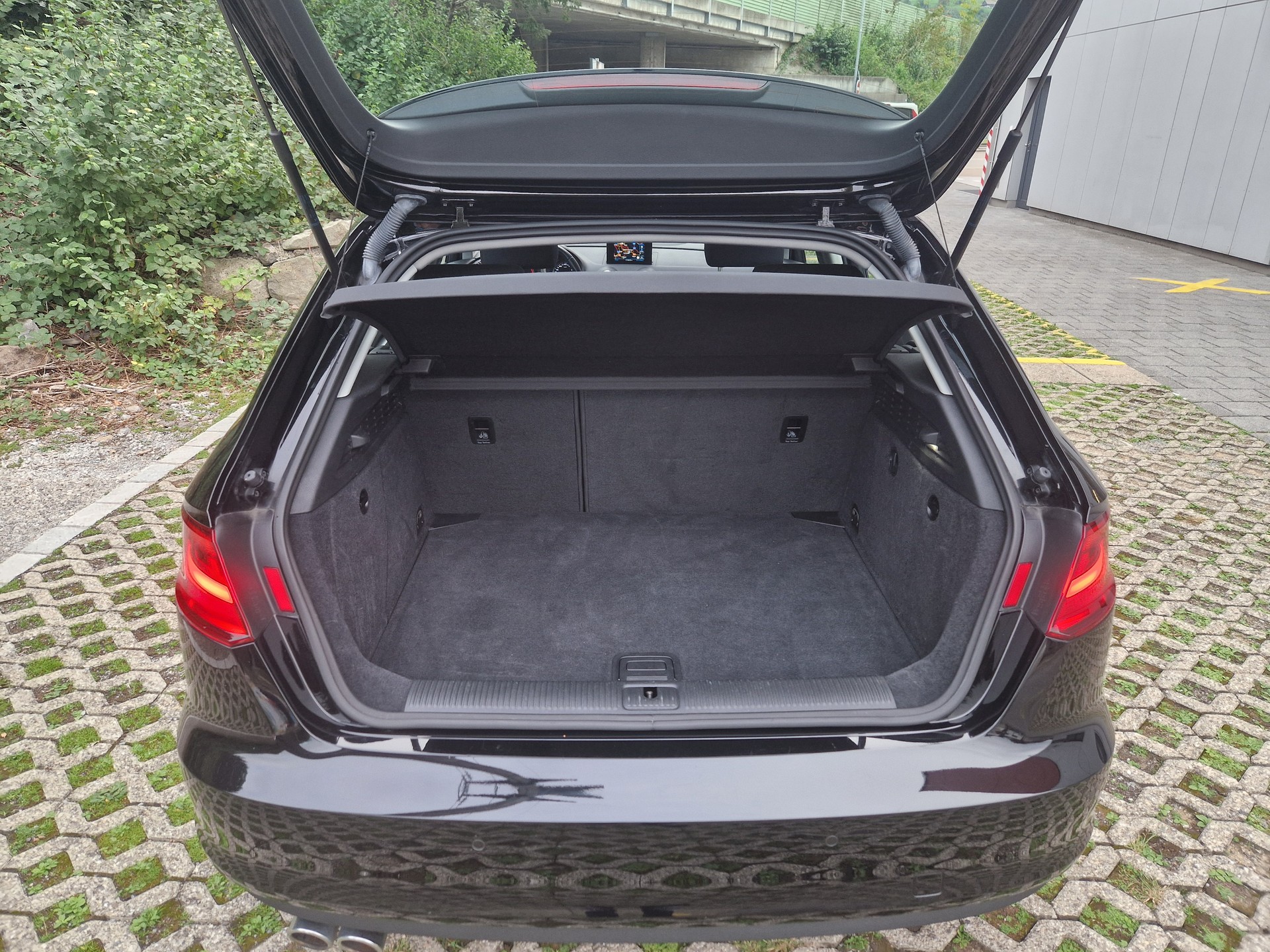 AUDI A3 Sportback 2.0 TDI Ambiente *quattro* 150 PS nur 63.000km, Navigation, frisch ab MFK, TOP Zustand, 8-fach Bereift-image-14