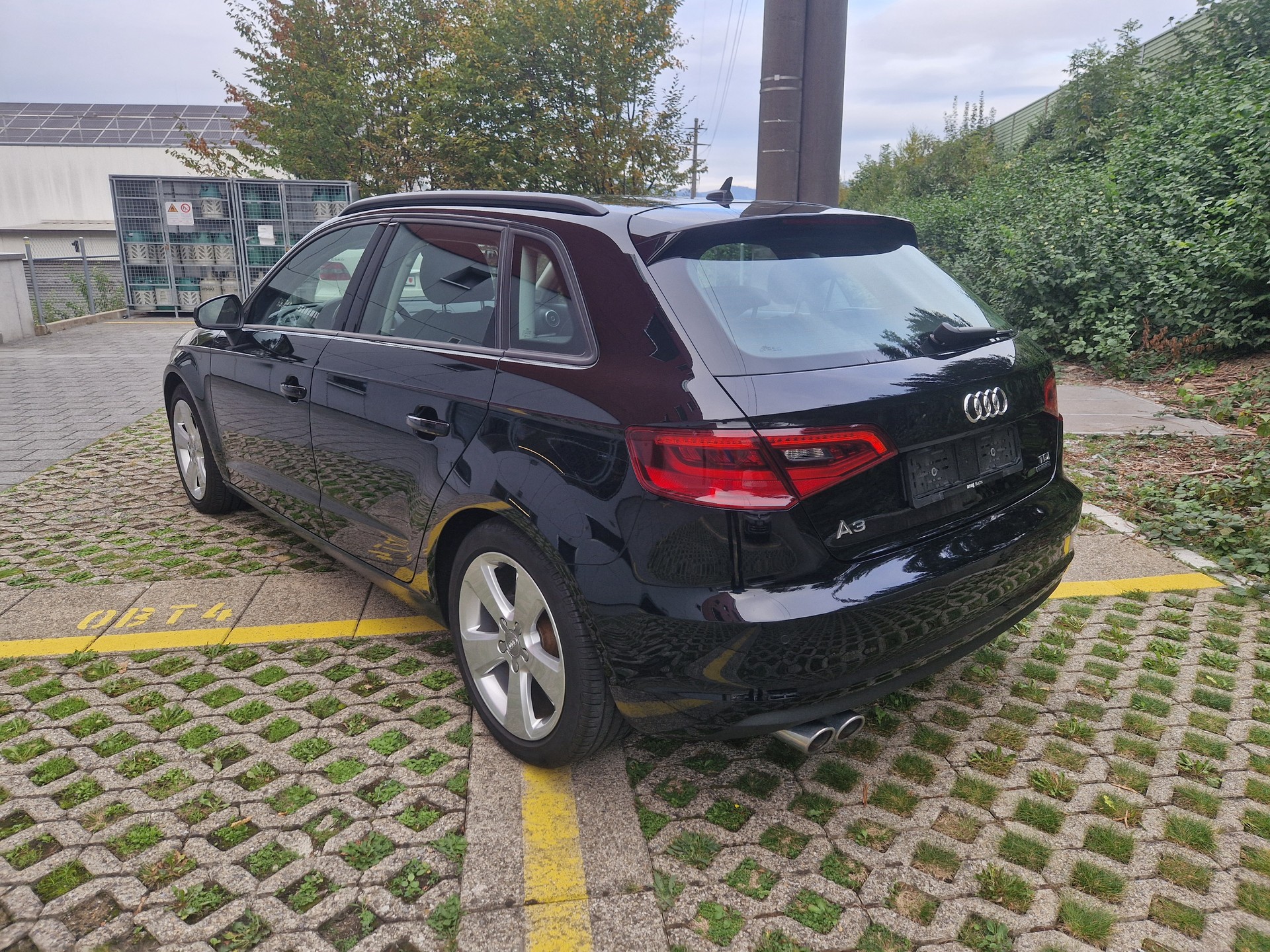 AUDI A3 Sportback 2.0 TDI Ambiente *quattro* 150 PS nur 63.000km, Navigation, frisch ab MFK, TOP Zustand, 8-fach Bereift-image-8