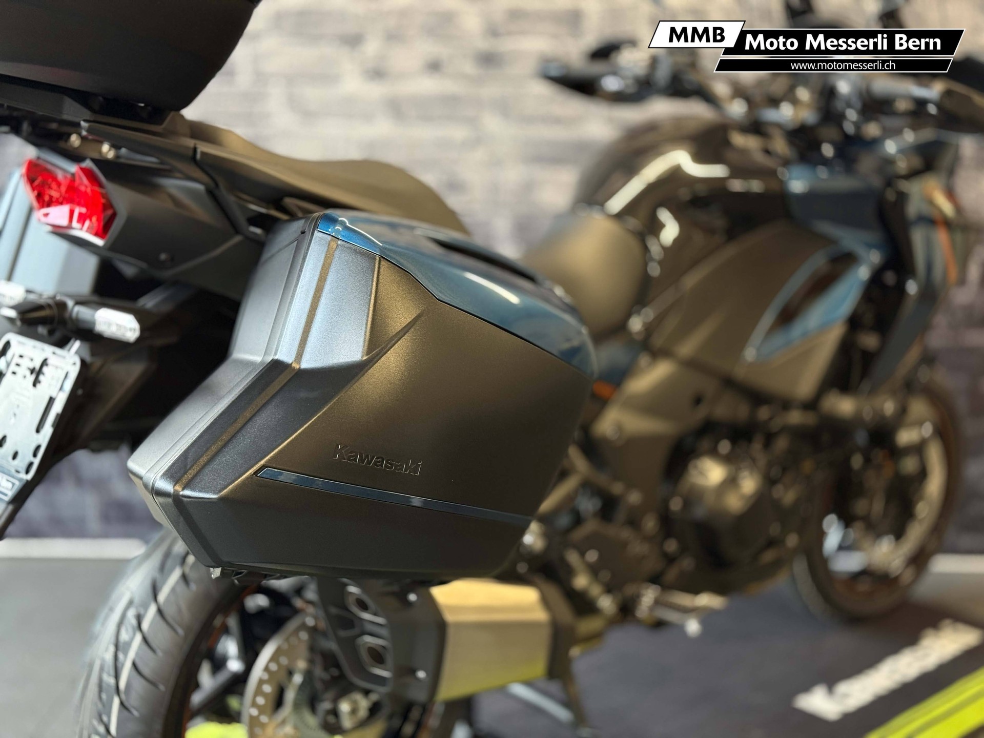 KAWASAKI Versys 1100 SE Grand Tourer-image-11