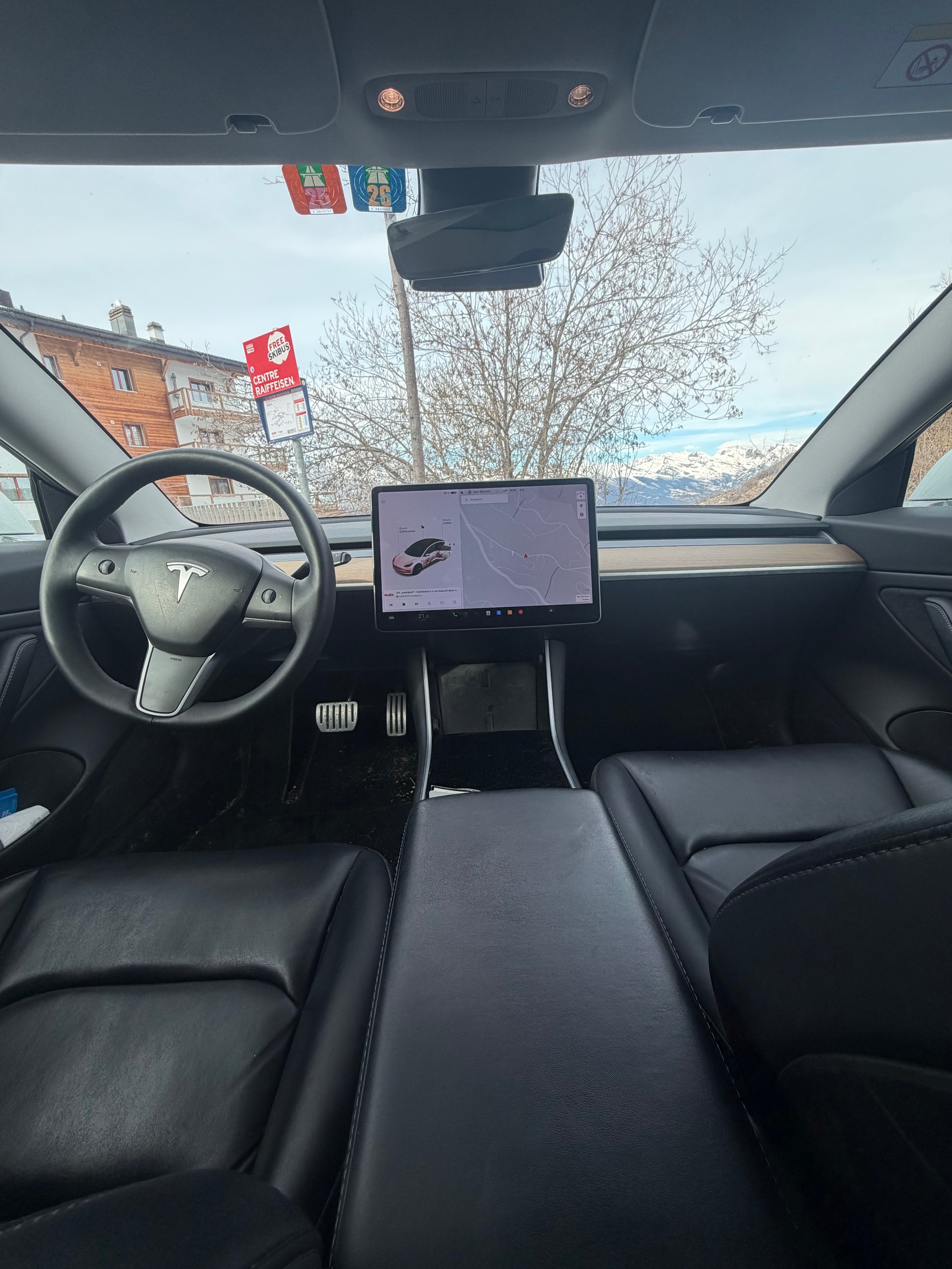 TESLA Model 3 Performance Dual Motor AWD-image-1