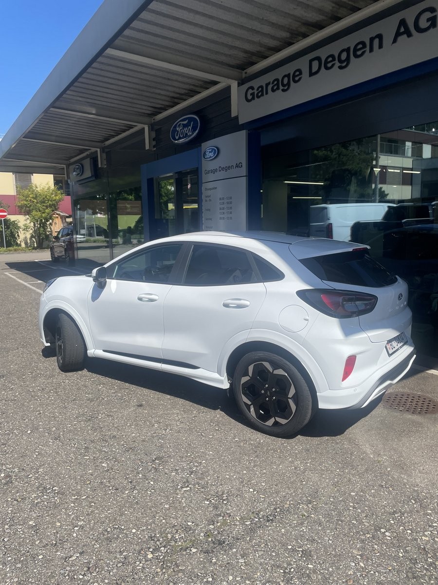 FORD Puma Gen-E Premium-showroom-element-1