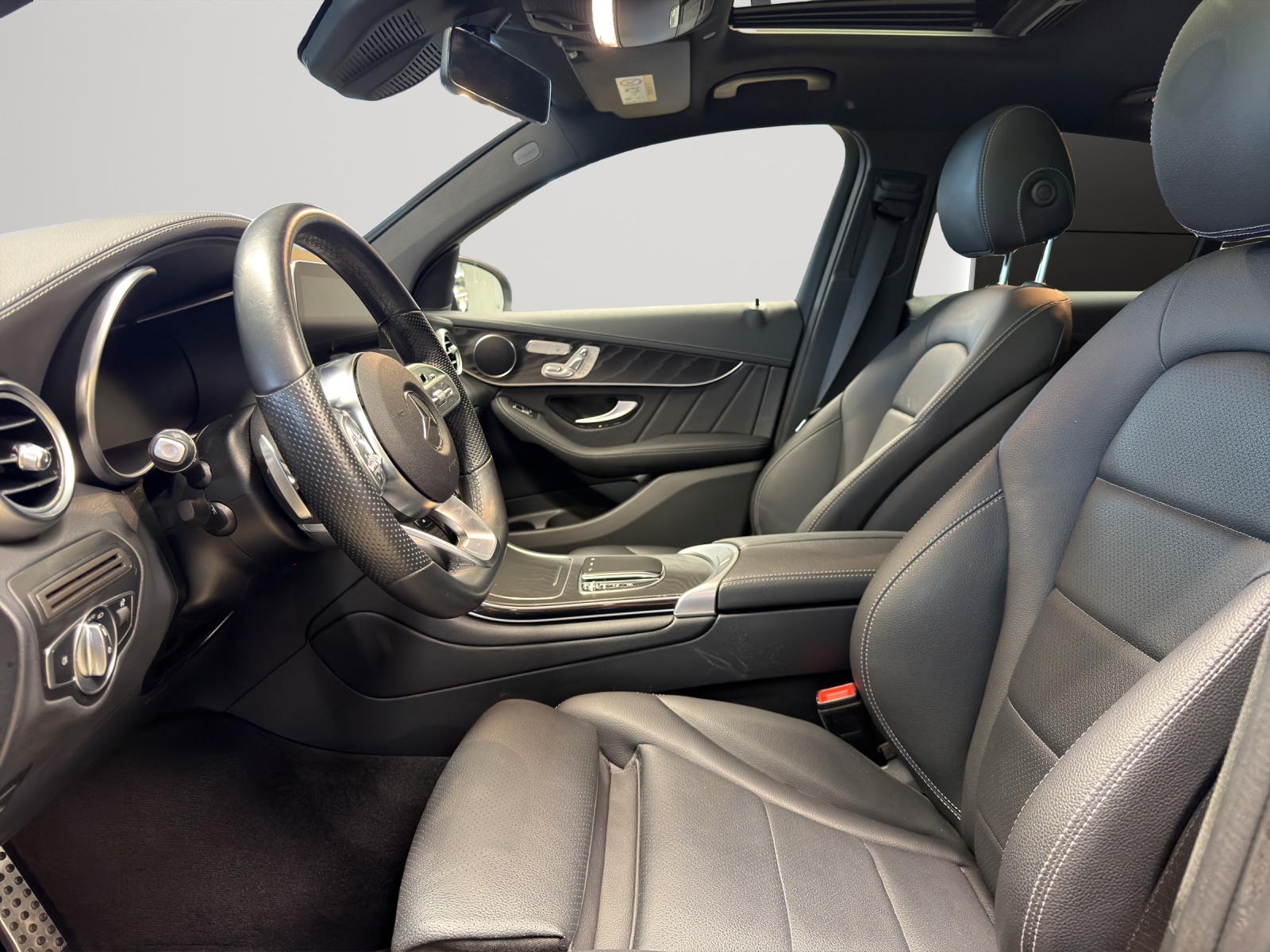 Image MERCEDES-BENZ GLC-300 GLC Coupé 300 e AMG Line Plus 9G-Tronic