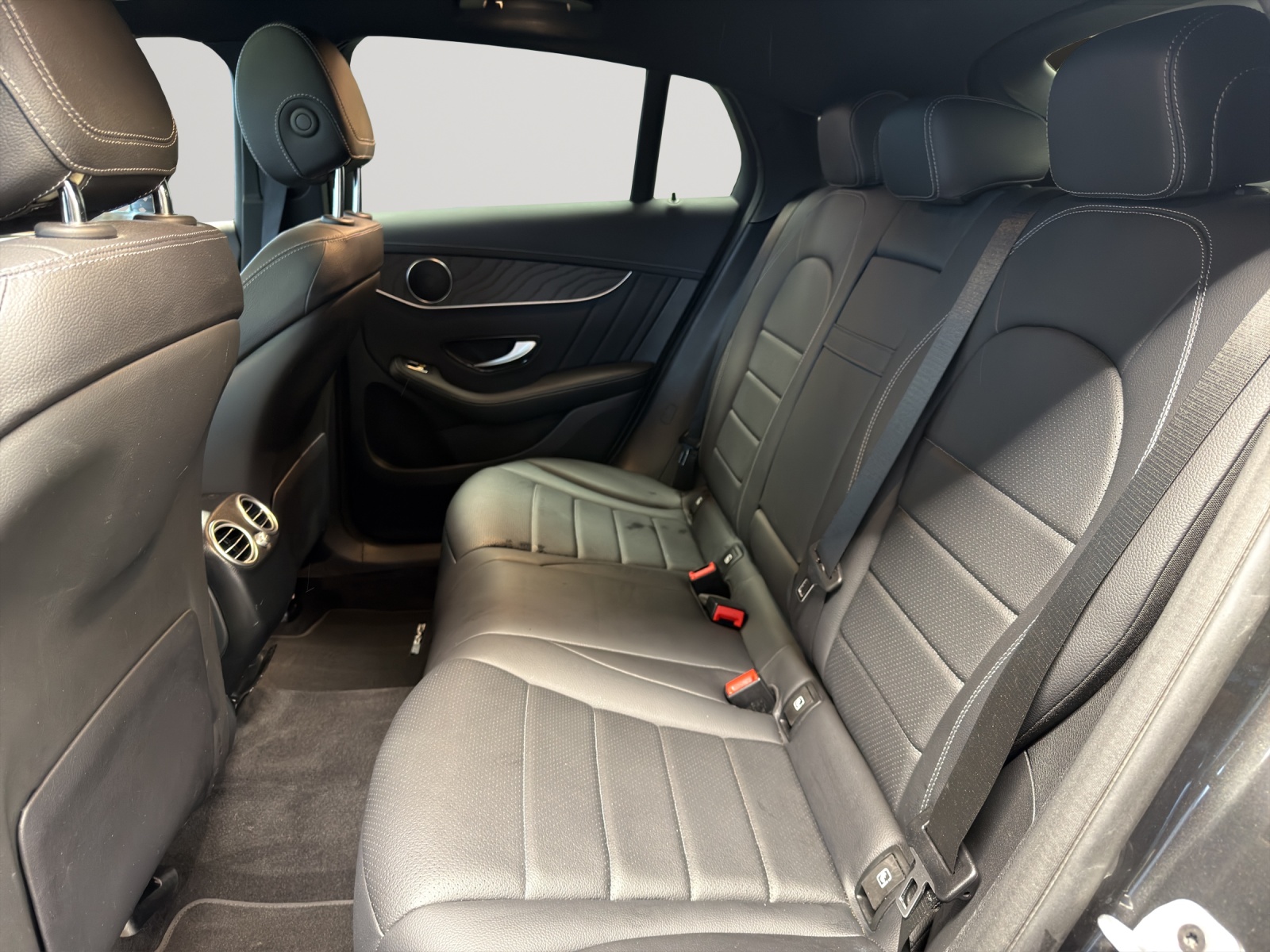 Image MERCEDES-BENZ GLC-300 GLC Coupé 300 e AMG Line Plus 9G-Tronic