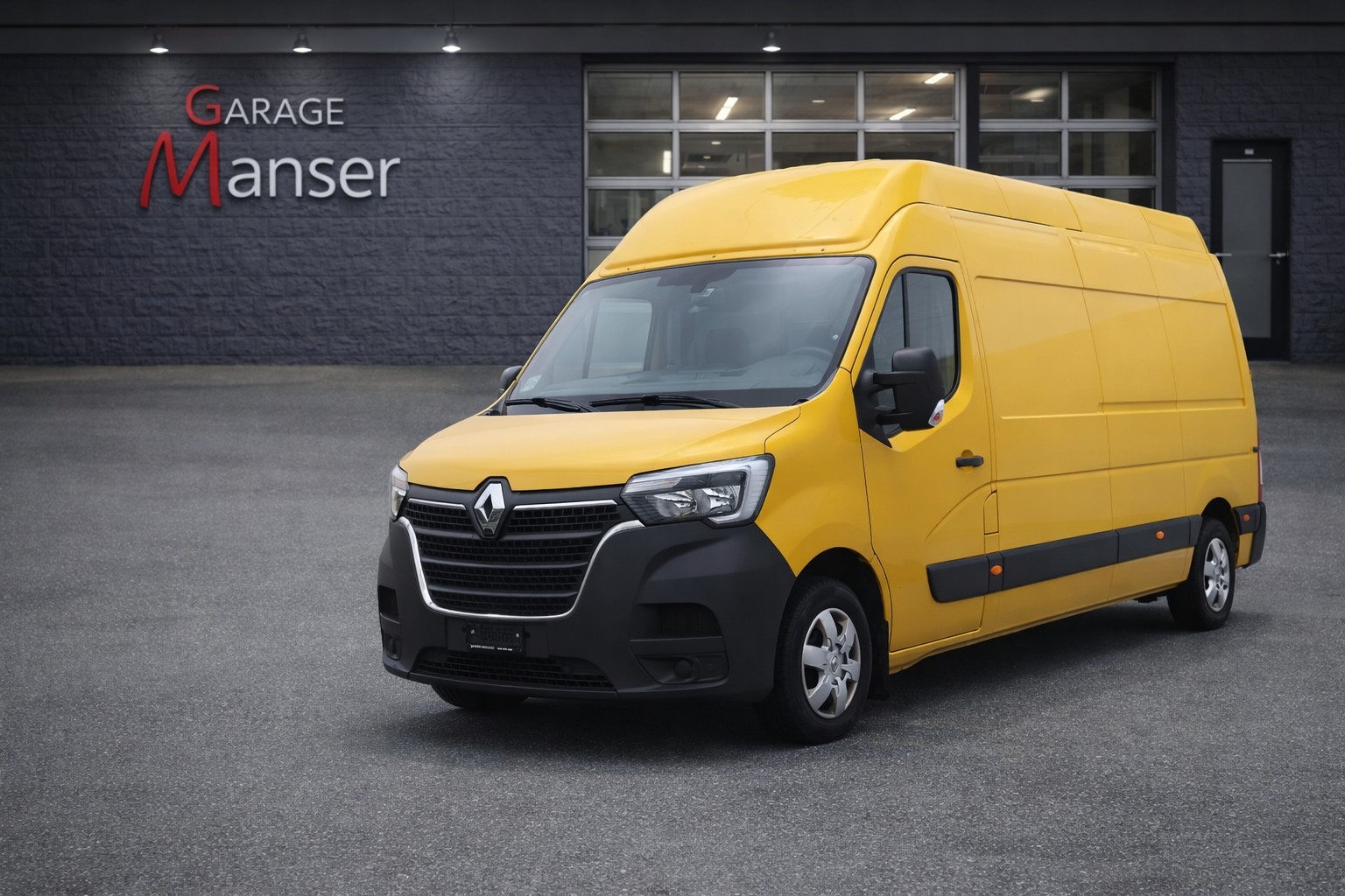 RENAULT Master T35 2.3dCi 135 L3H3-image-0