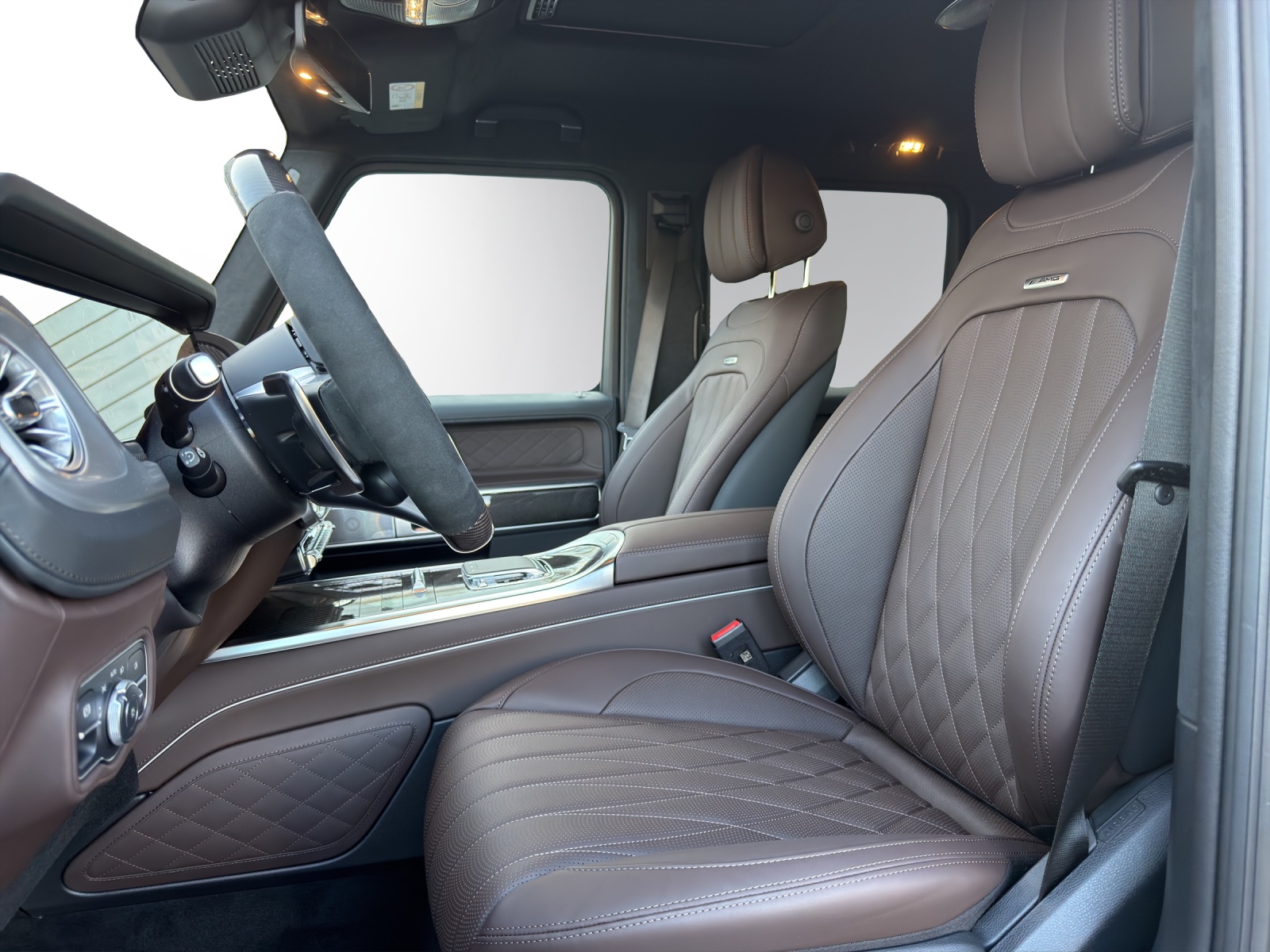 MERCEDES-BENZ G 63 AMG 9G-Tronic-image-4