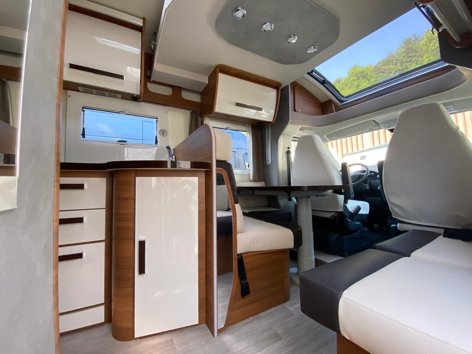 ELNAGH Baron 560-image-2