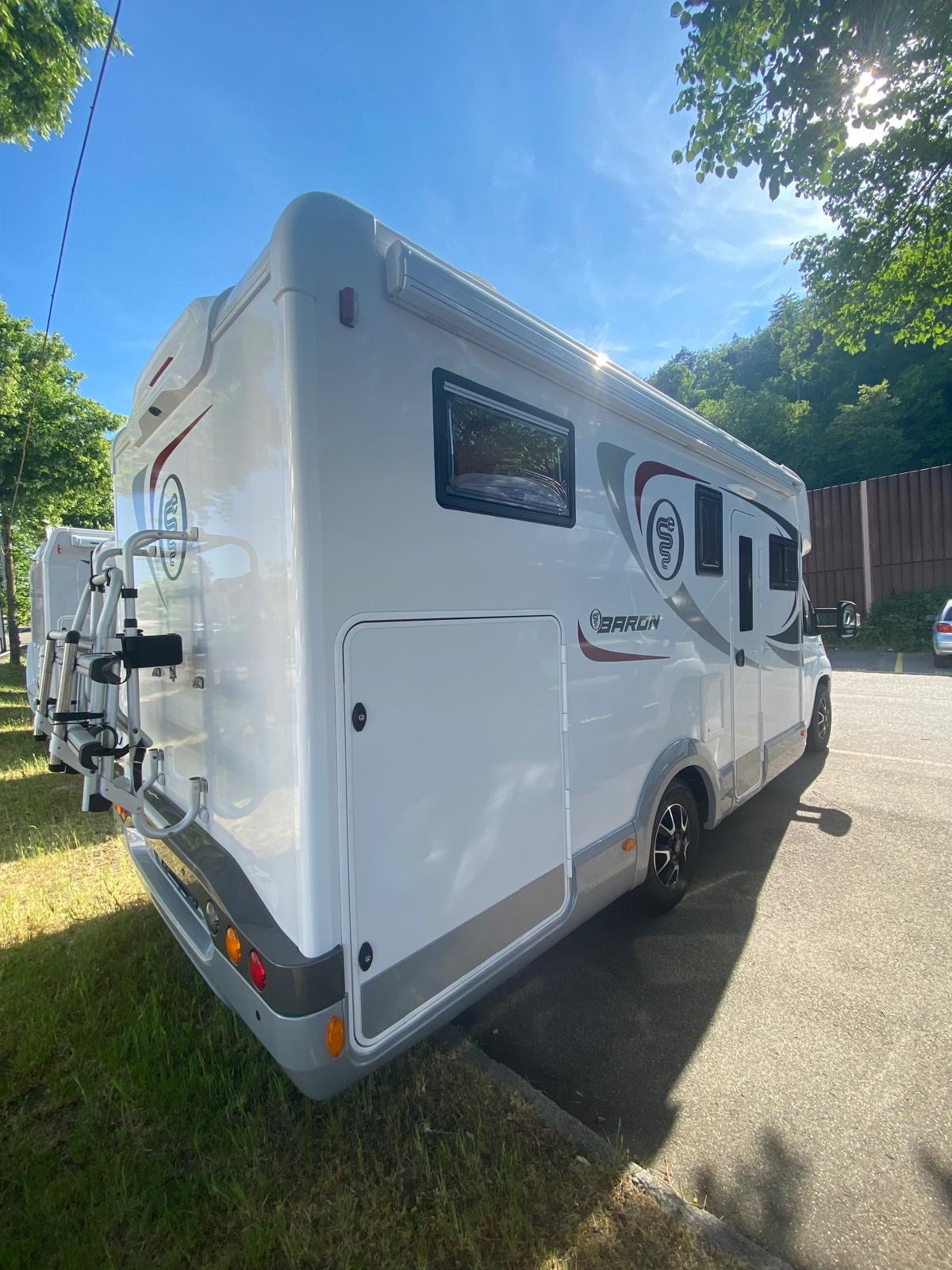 ELNAGH Baron 560-image-5