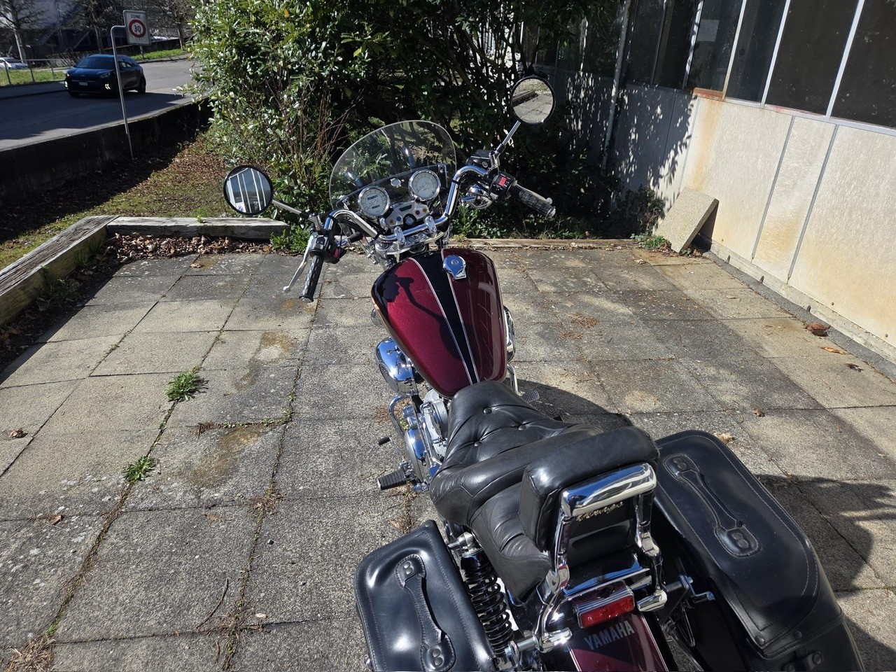 YAMAHA XV 1100 Virago-image-4