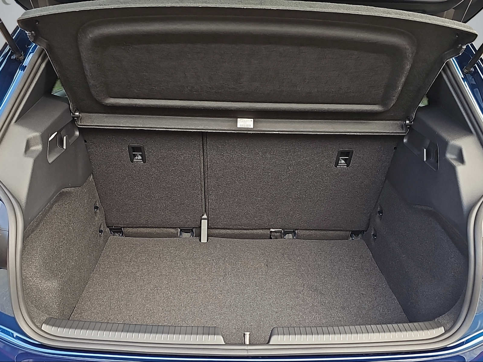 CUPRA Born 59 kWh Edge-image-6