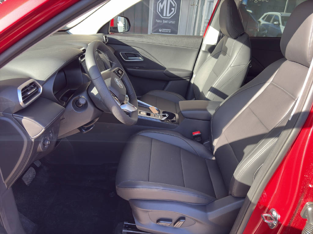 MG ZS 1.5 Hybrid+ Luxury-image-4