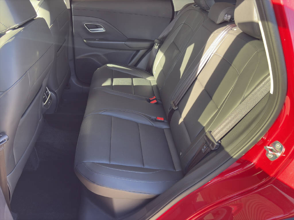 MG ZS 1.5 Hybrid+ Luxury-image-7