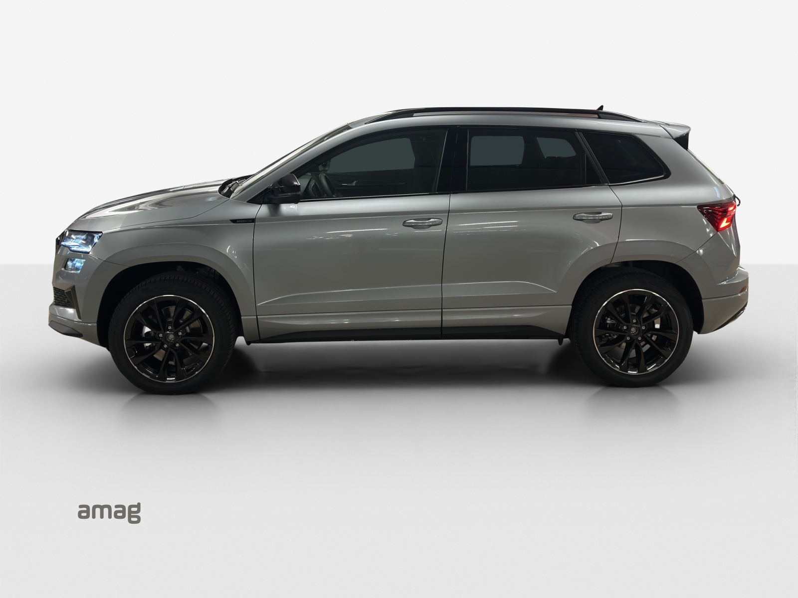 SKODA Karoq 2.0 TSI SportLine 4x4 DSG-image-1
