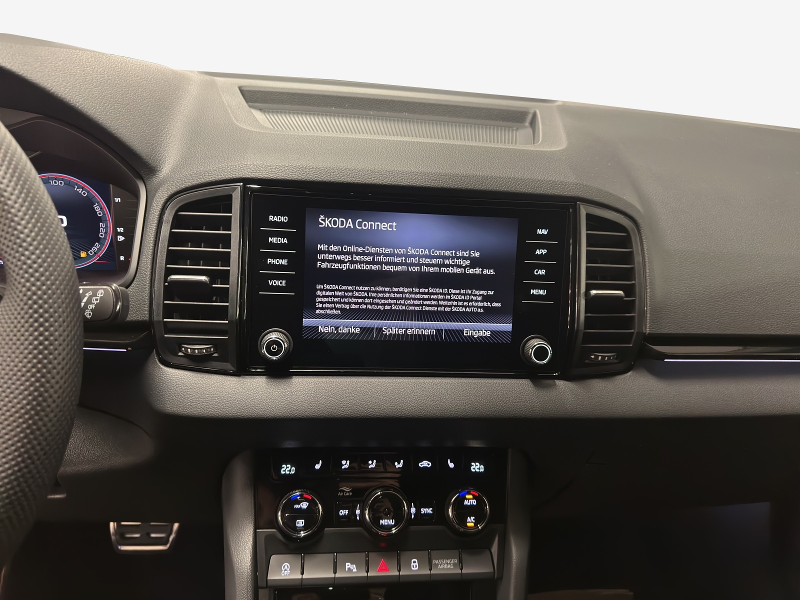 SKODA Karoq 2.0 TSI SportLine 4x4 DSG-image-10