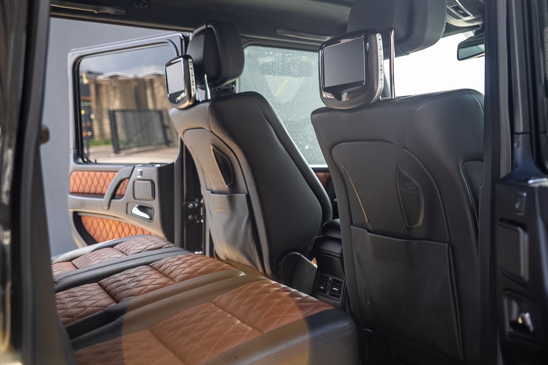 MERCEDES-BENZ G 500-image-5