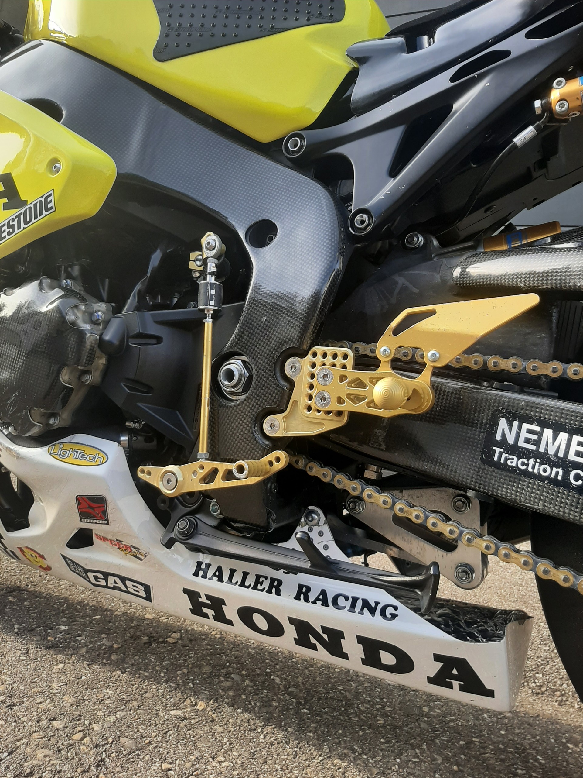 HONDA CBR 1000 RR Fireblade-image-2