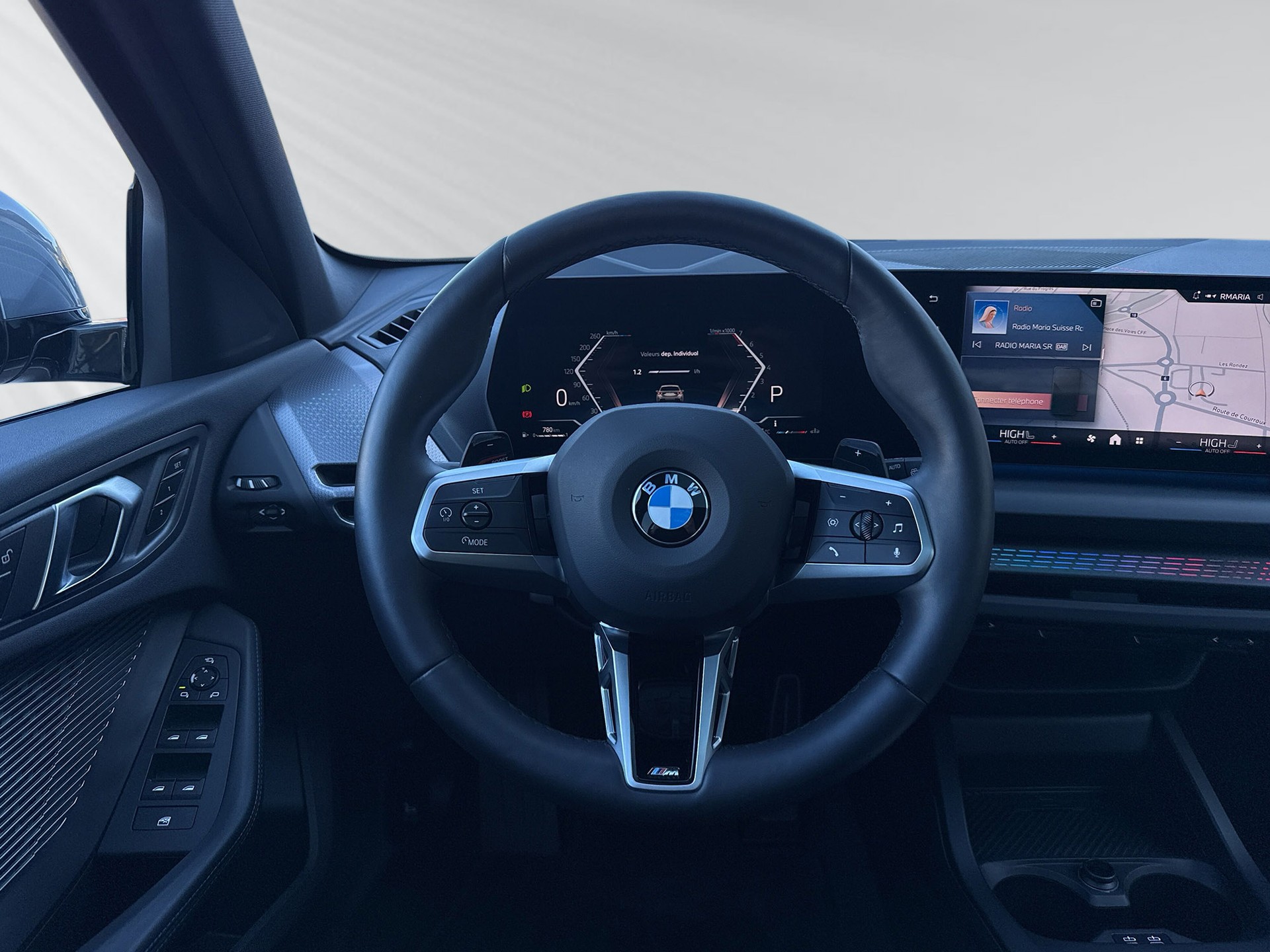 BMW 123 xDrive M Sport Steptronic-image-4