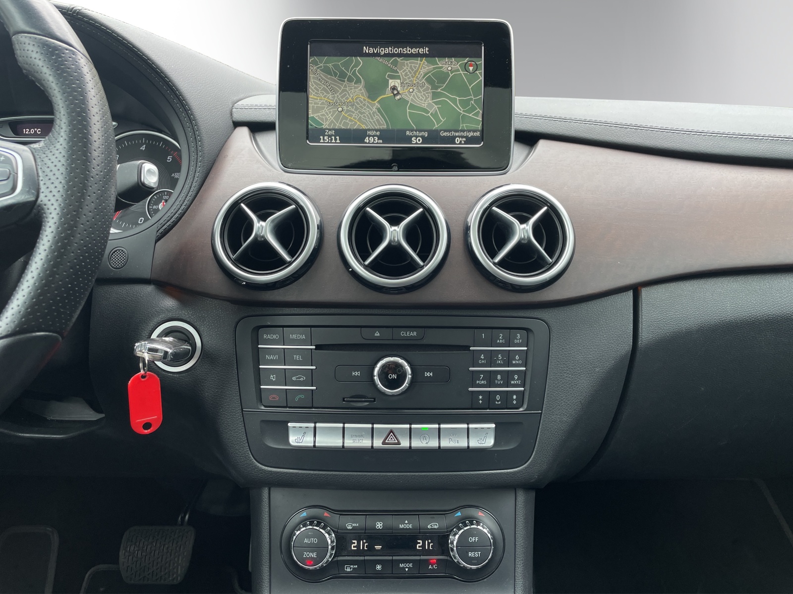 MERCEDES-BENZ B 220 CDI Swiss Star Edition 4Matic 7G-DCT-image-14