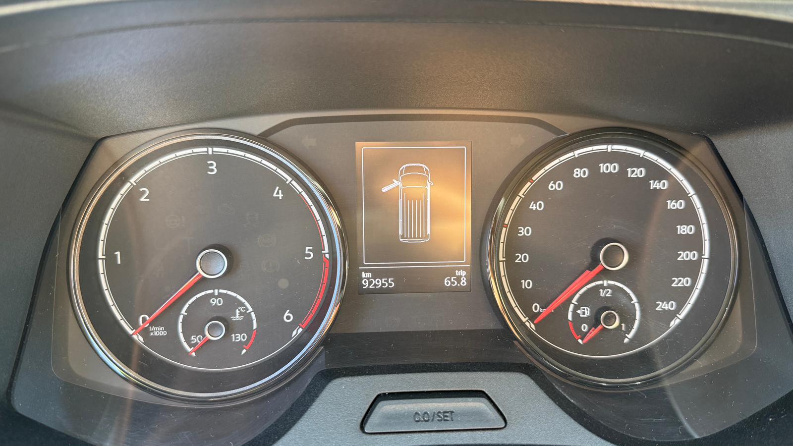 VW T6.1 2.0 TDI TDI EINBAU-SCHRÄNKE 3200 KG!!!-image-23