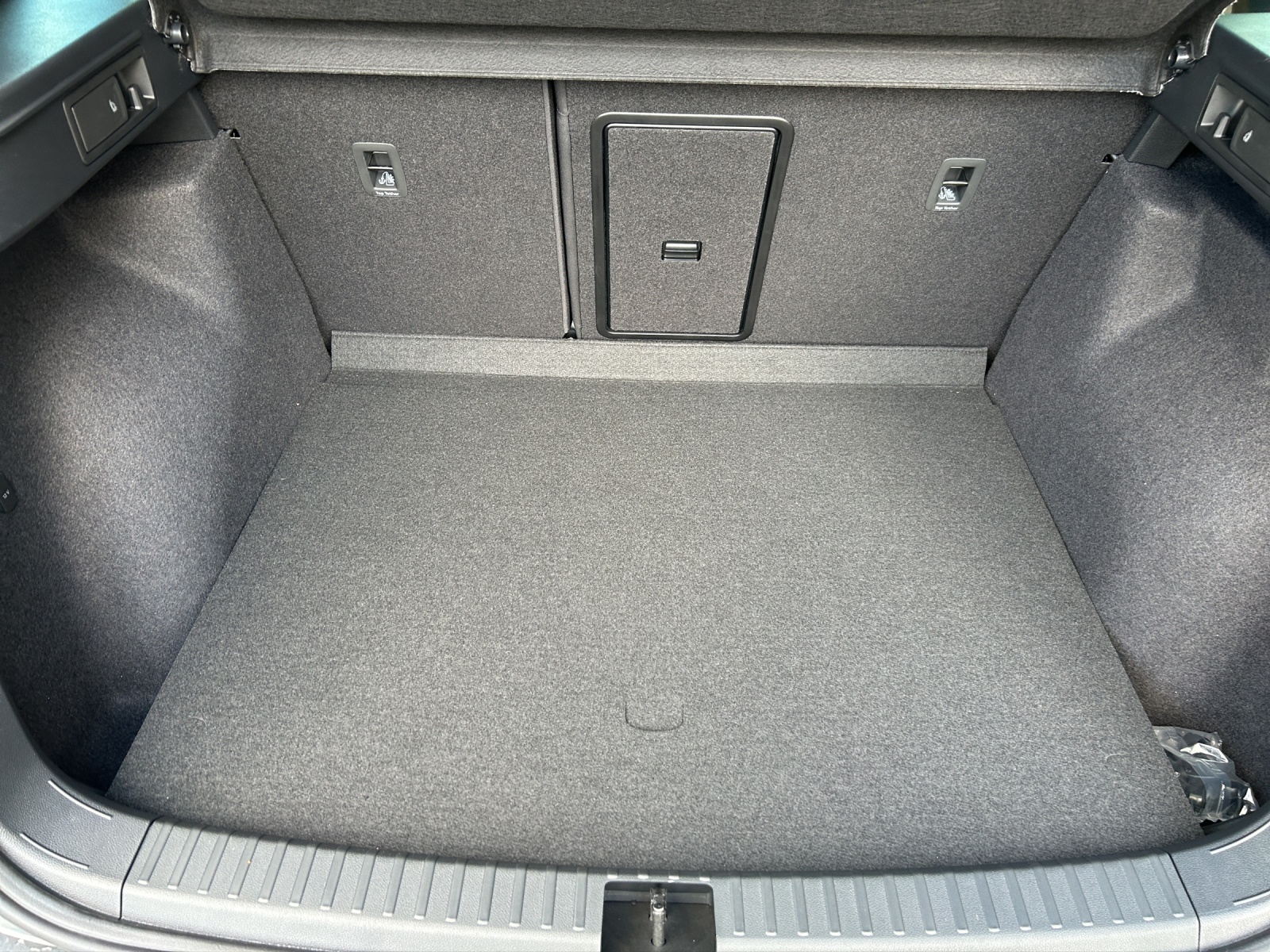 SEAT Ateca 2.0TSI Inicio 4Drive DSG-image-12