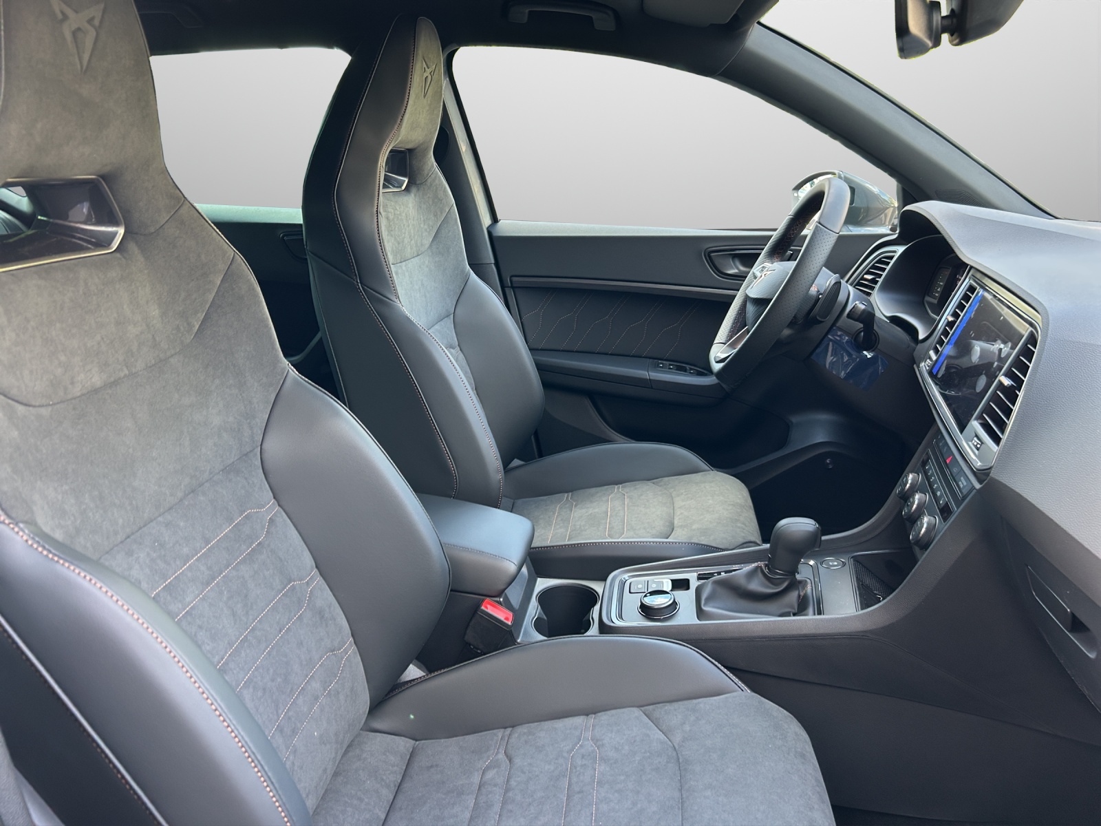 SEAT Ateca 2.0TSI Inicio 4Drive DSG-image-10