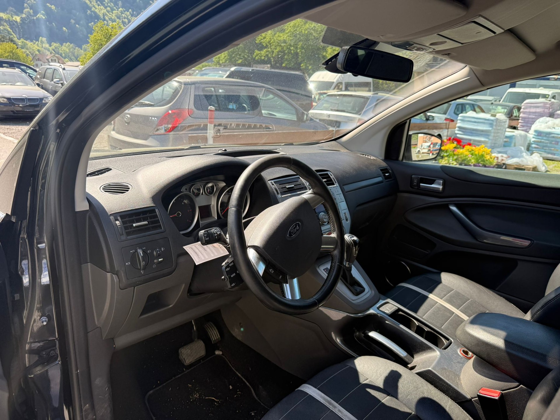 FORD Kuga 2.0 TDCi Titanium 4WD PowerShift-image-6