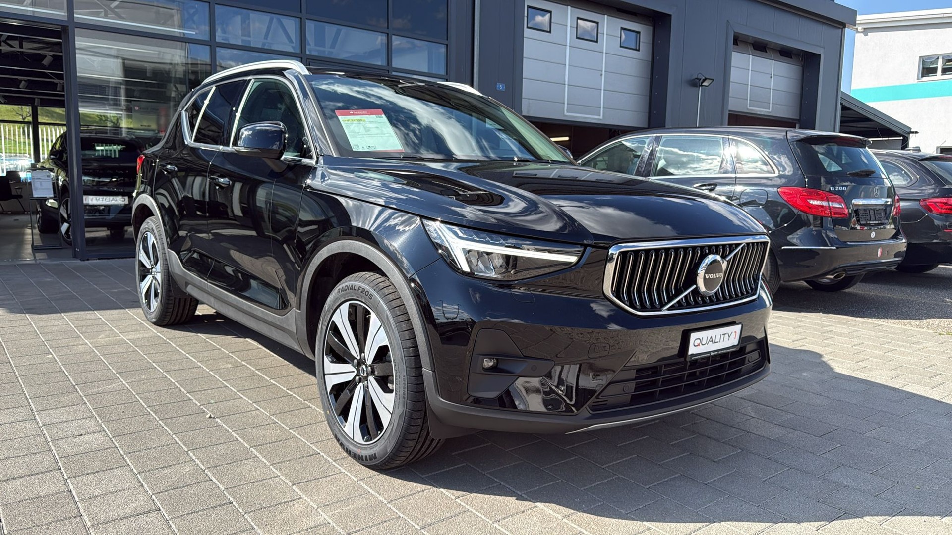 VOLVO XC40 T5 PHEV Ultimate Bright DCT-image-5