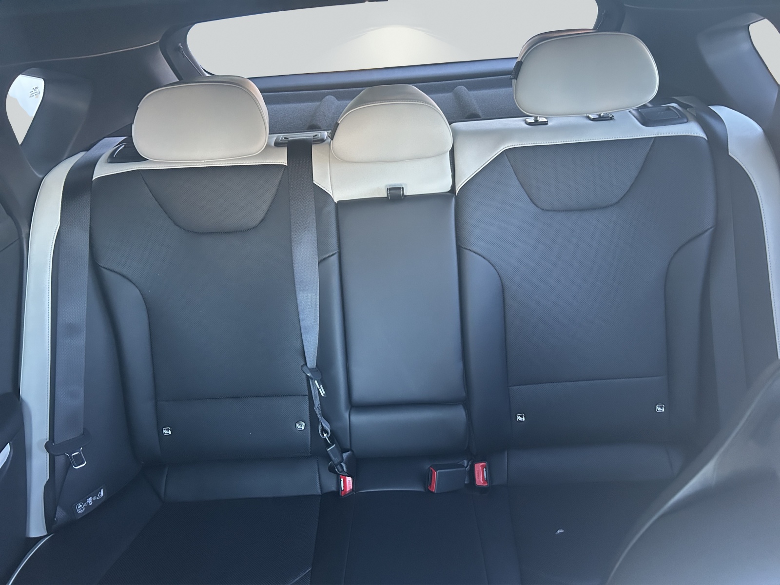 KIA K4 1.6 T-GDi GT-Line-image-8