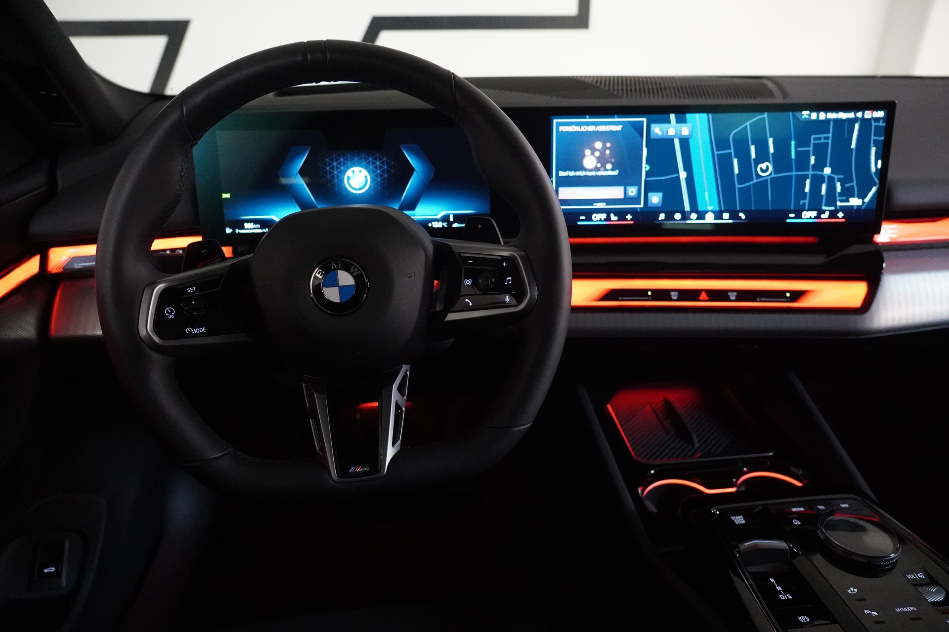 BMW 520d xDrive 48V Touring M Sport Steptronic-image-20