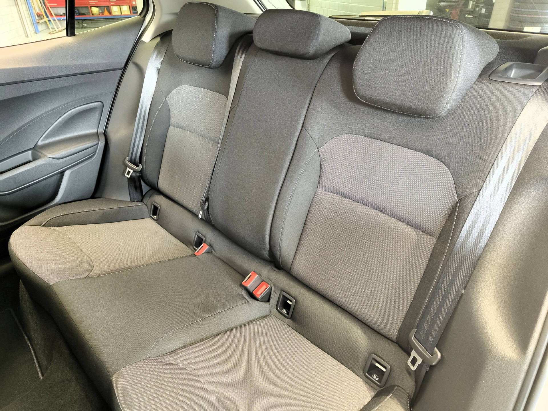 SKODA Fabia 1.5 TSI Selection DSG-image-6