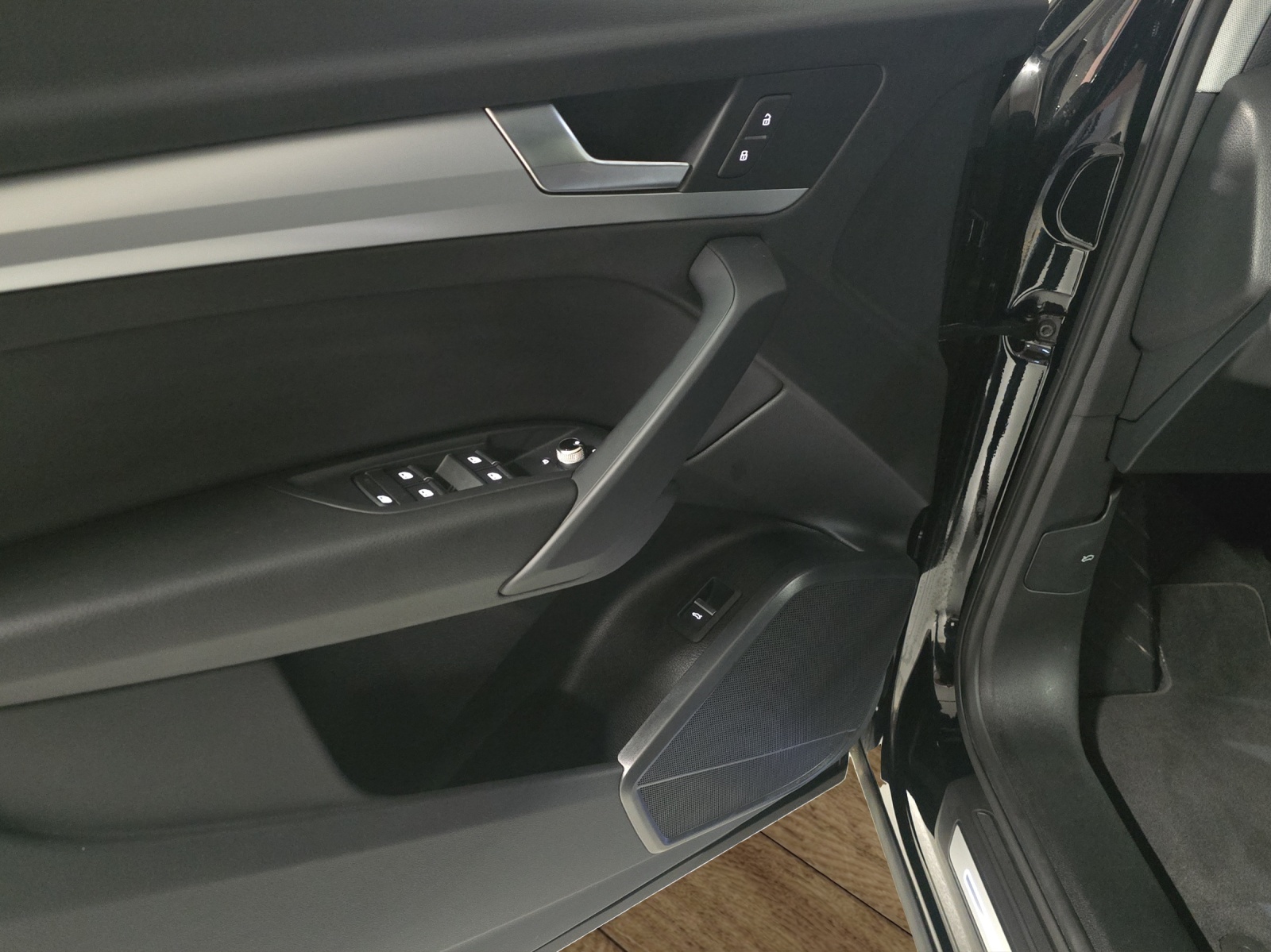 AUDI Q5 45 TFSI S-line quattro S-tronic-image-19