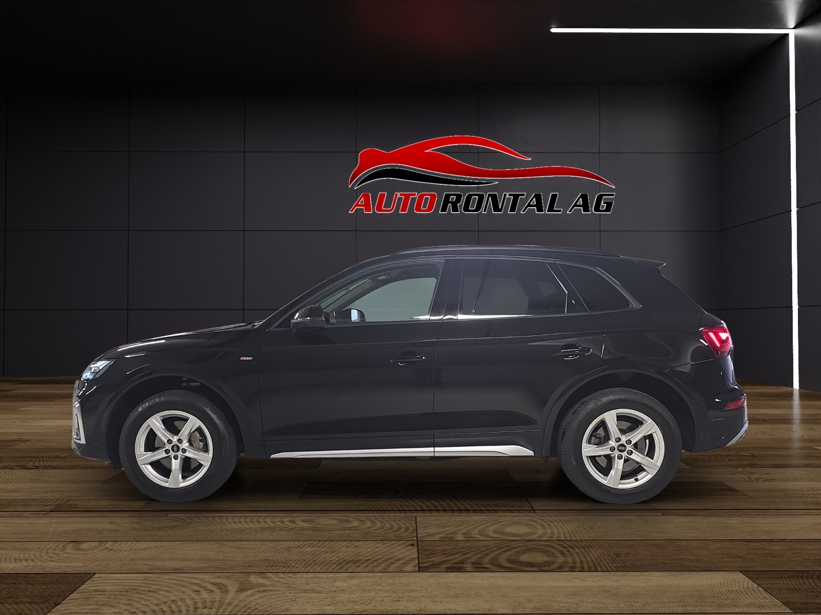 AUDI Q5 45 TFSI S-line quattro S-tronic-showroom-element-3