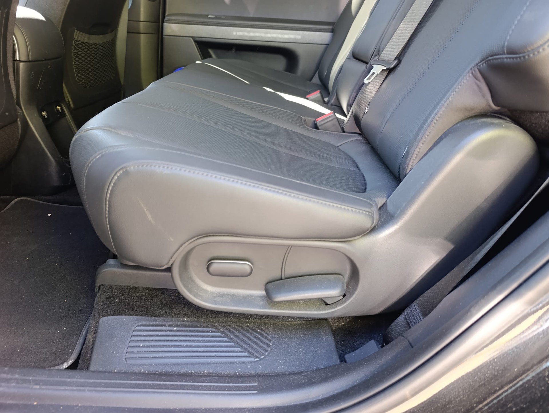 HYUNDAI Ioniq 5 72kWh First Edition 2WD-image-7