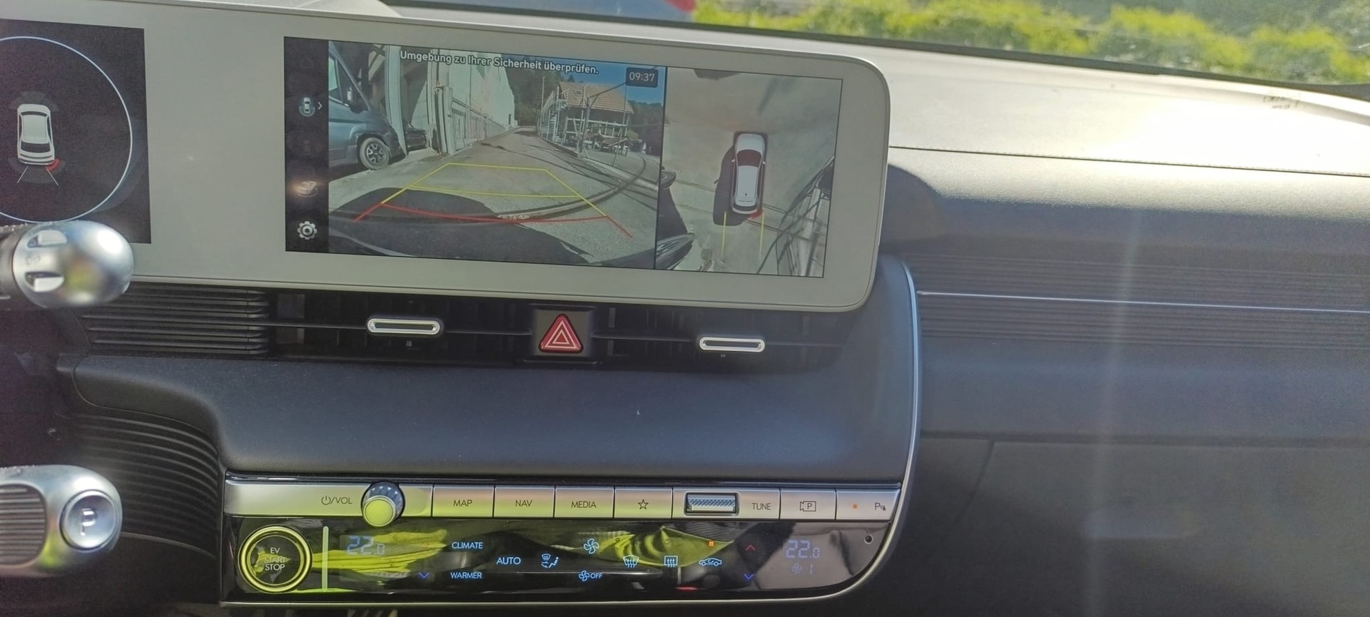 HYUNDAI Ioniq 5 72kWh First Edition 2WD-image-4