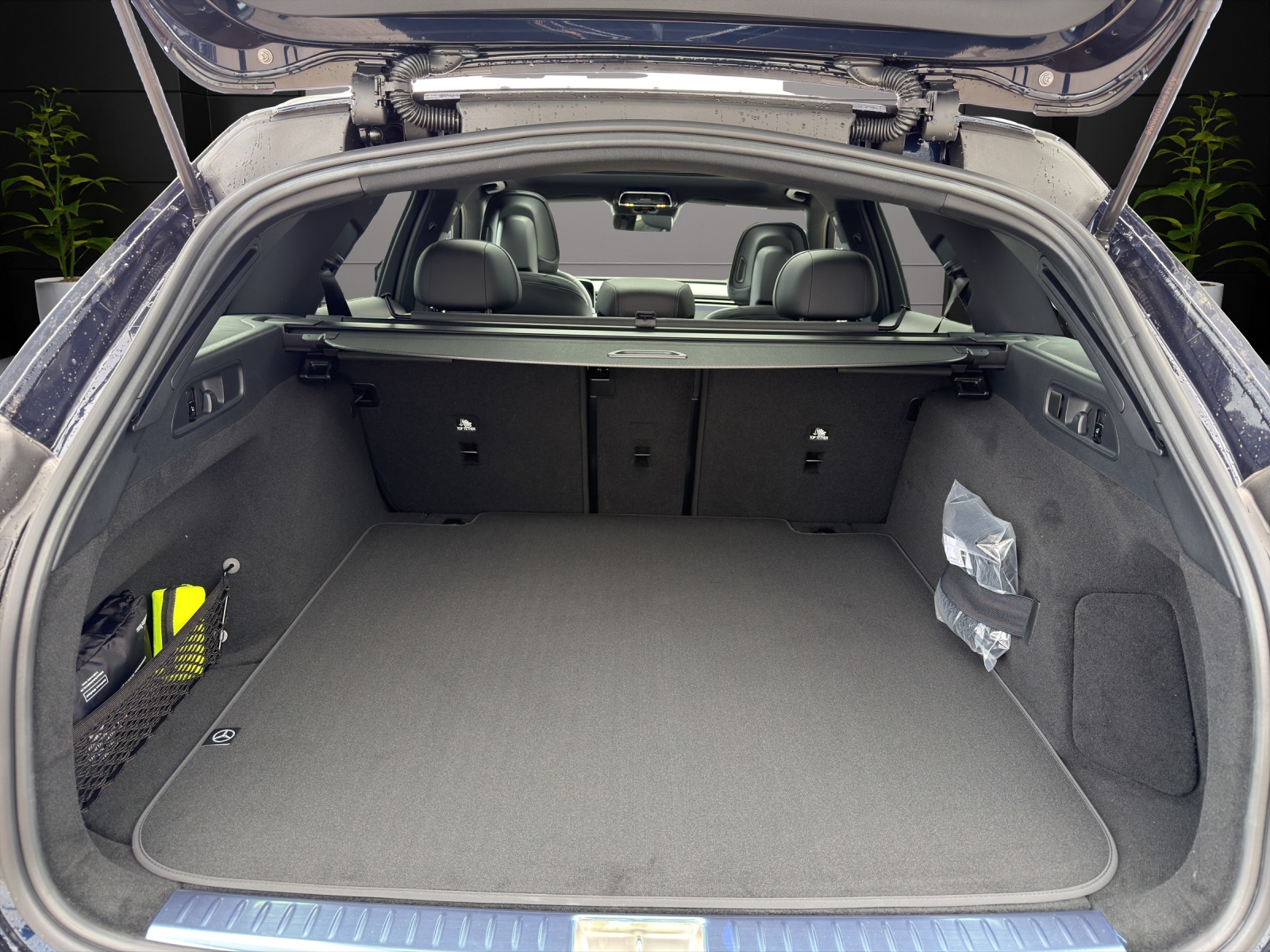 MERCEDES-BENZ E 450 d T 4Matic 9G-Tronic-image-11