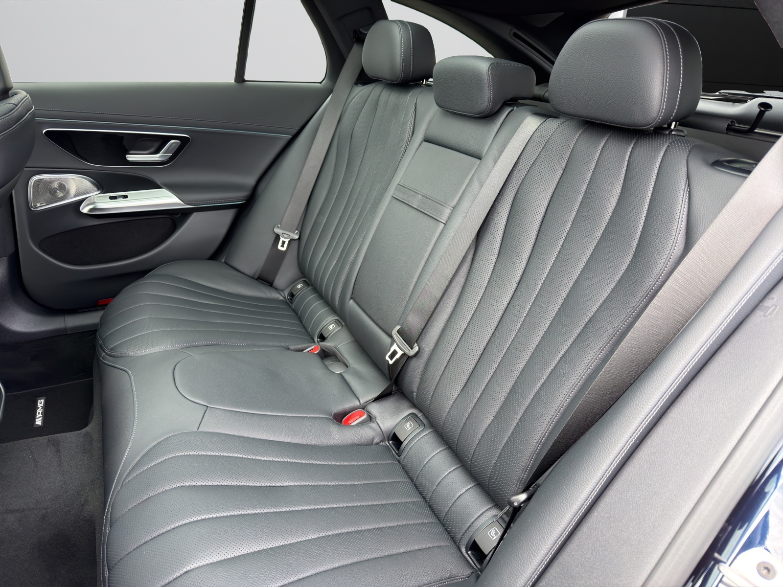 MERCEDES-BENZ E 450 d T 4Matic 9G-Tronic-image-9