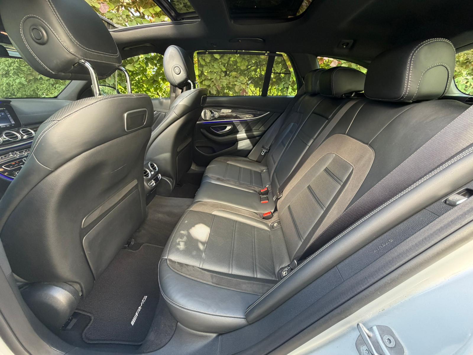 MERCEDES-BENZ E 43 AMG 4 Matic 9G-Tronic-image-15