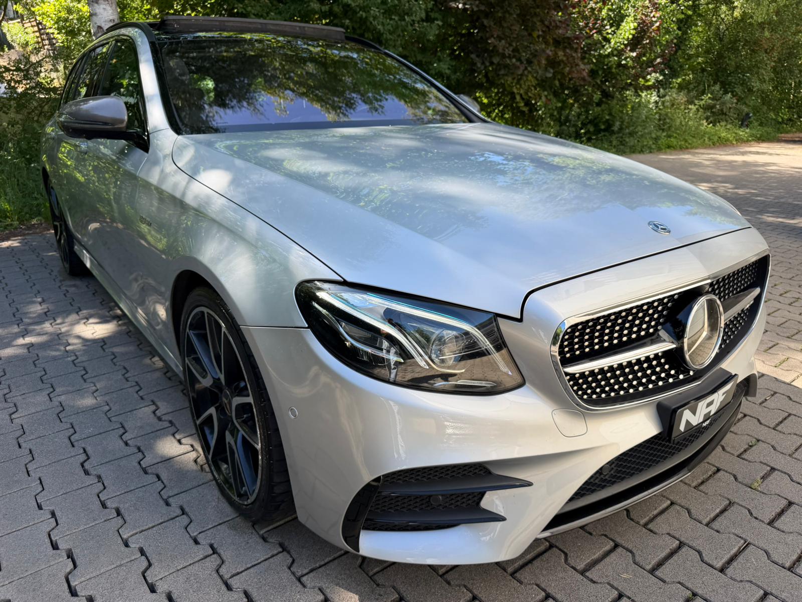 MERCEDES-BENZ E 43 AMG 4 Matic 9G-Tronic-image-8