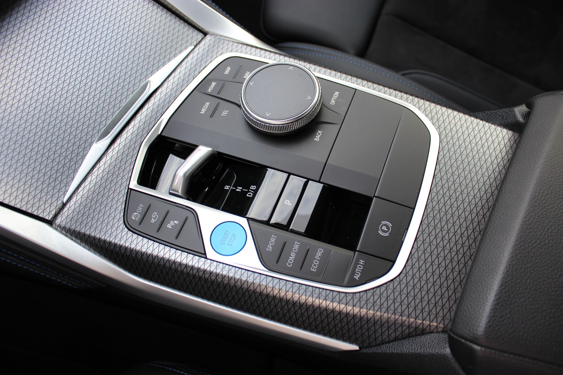 BMW i4 M50 DRAVITGRAU METALLIC *0.9%-LEASINGAKTION*-image-12