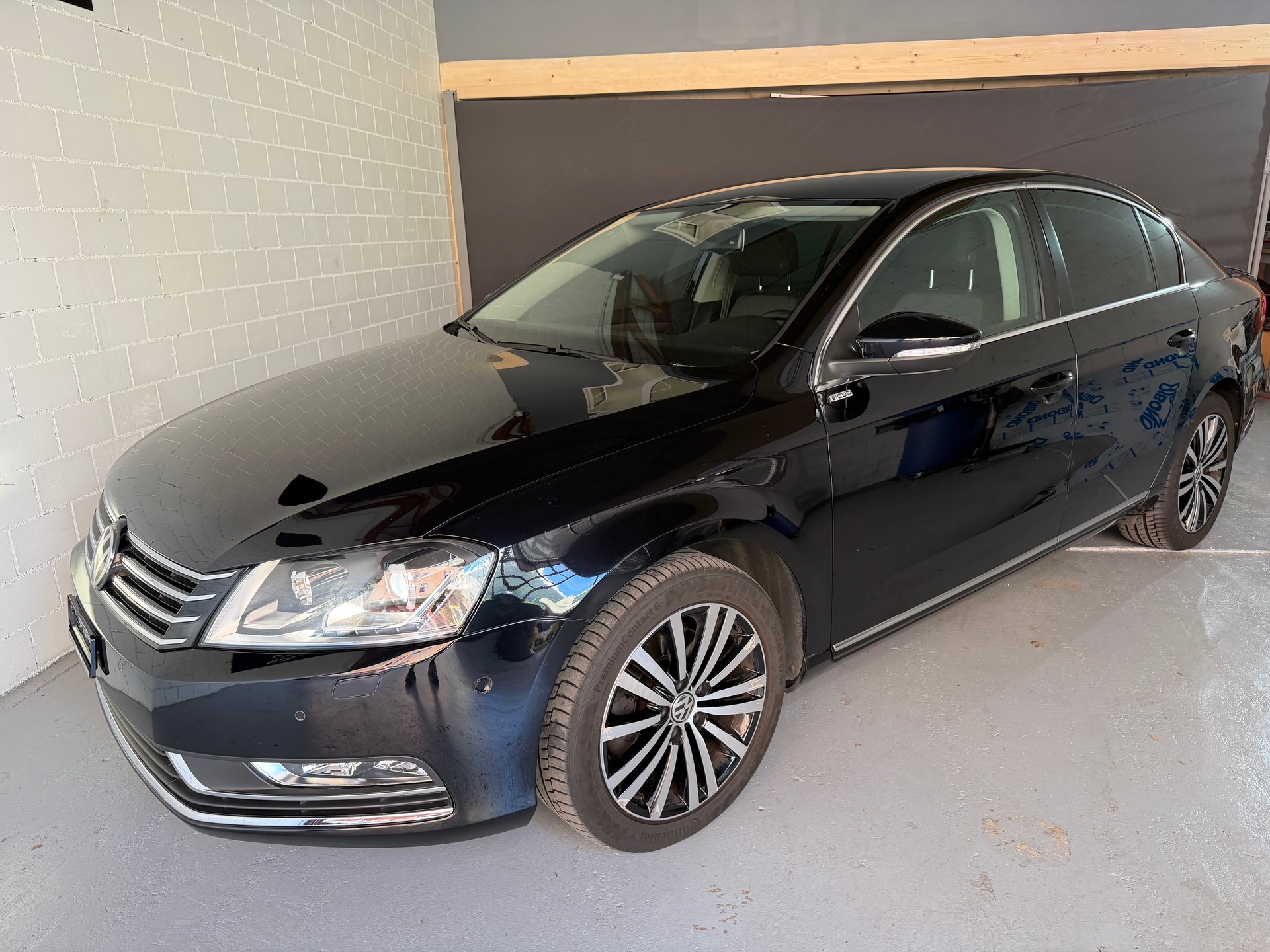 VW Passat 1.4 TSI BlueMotion Technology Cup-image-2