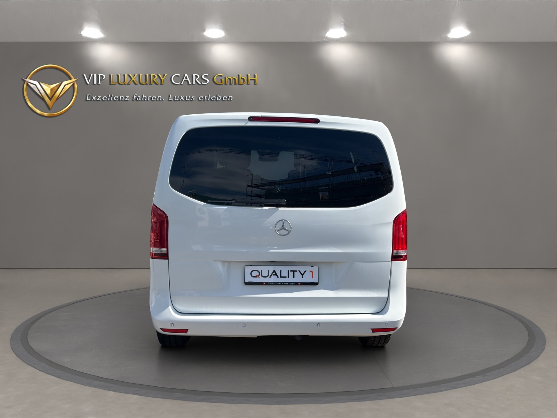 MERCEDES-BENZ V 220 d Avantgarde kompakt 7G-Tronic 6 Plätze-image-4
